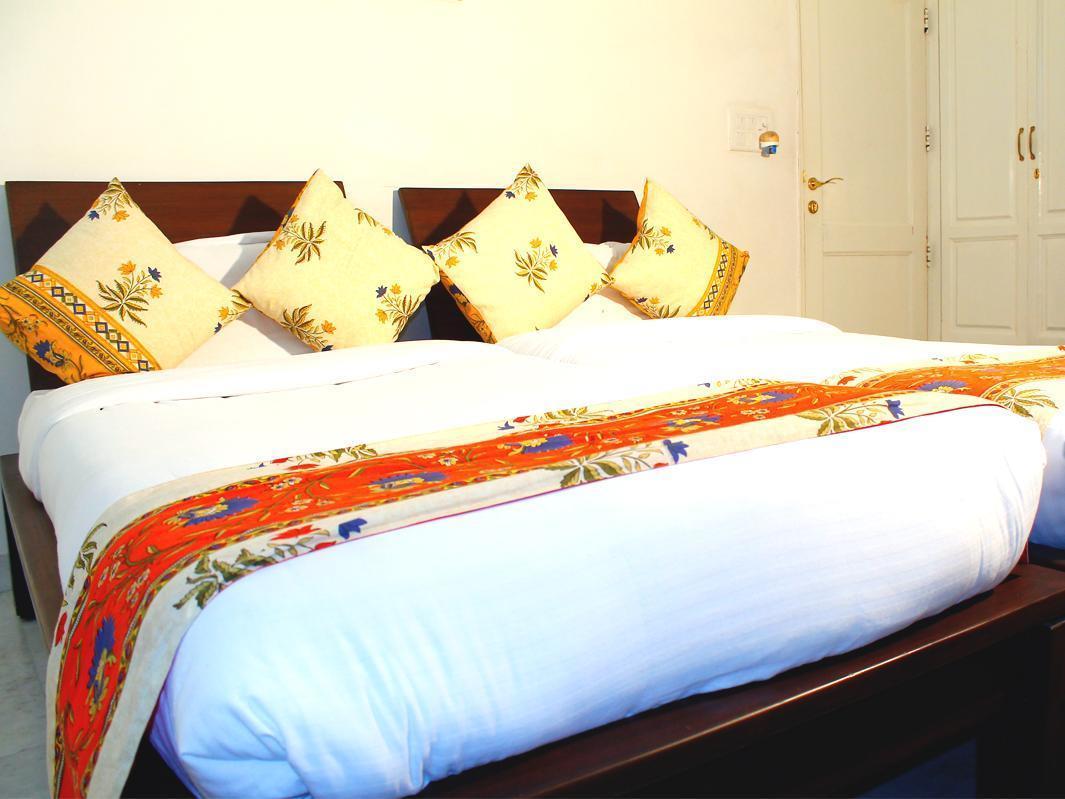 Mehra Residency At The Airport Hotel New Delhi
