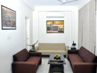 Hotel Mehra Residency At The Airport New Delhi